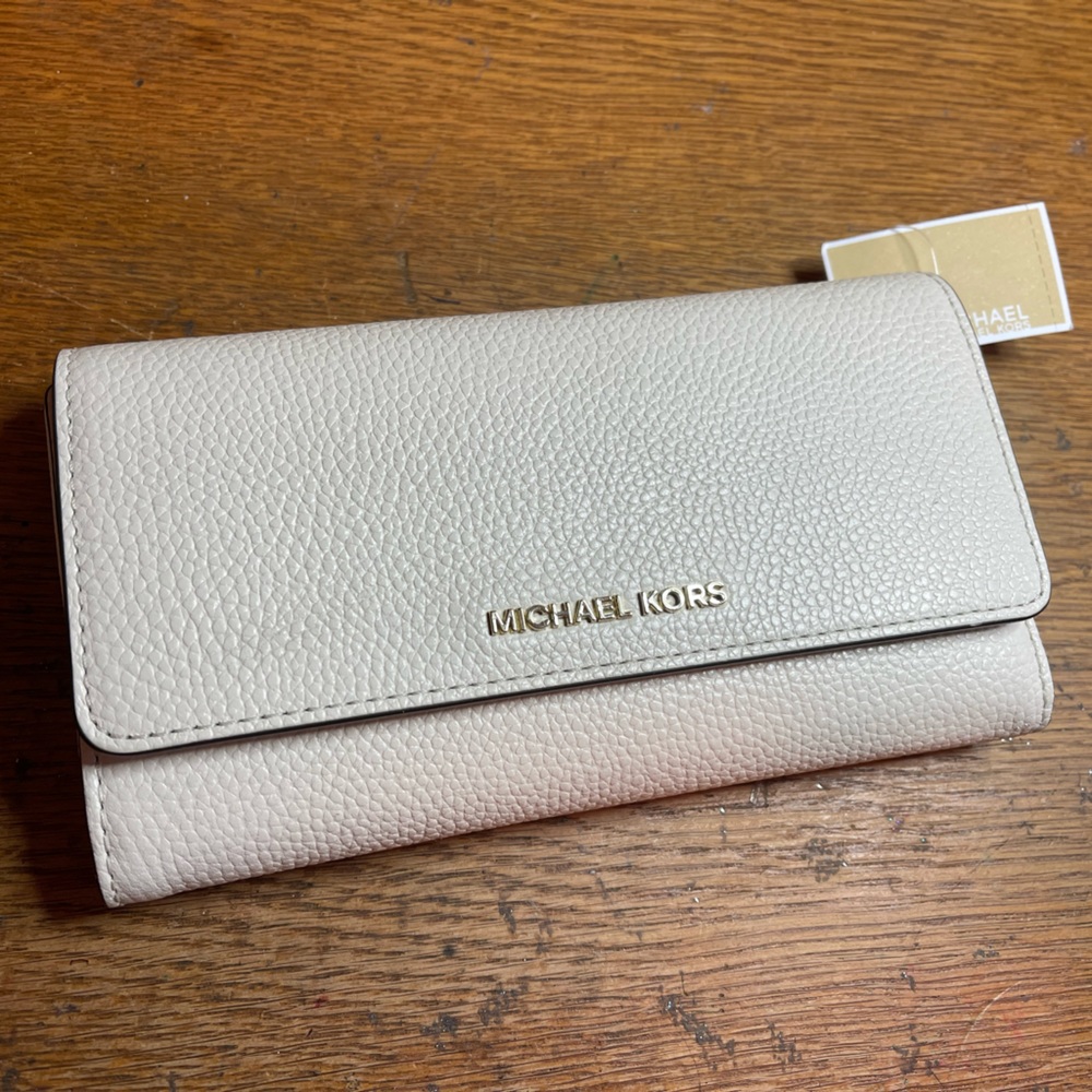 MiCHAEL Michael Kors Trifold Leather Wallet
